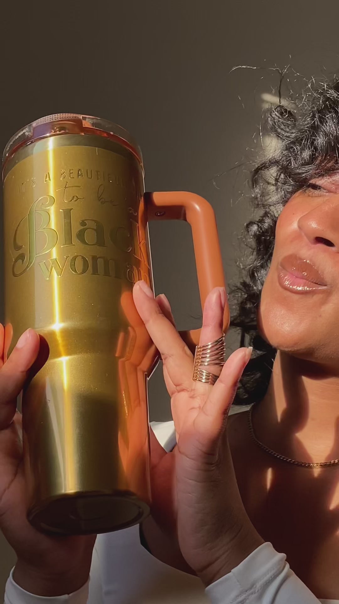 Golden Goddess Luxe HydraLock™ Leakproof Flip Straw Tumbler – 40oz (Limited Edition) | PRE-ORDER SHIPS BY 12/12/25