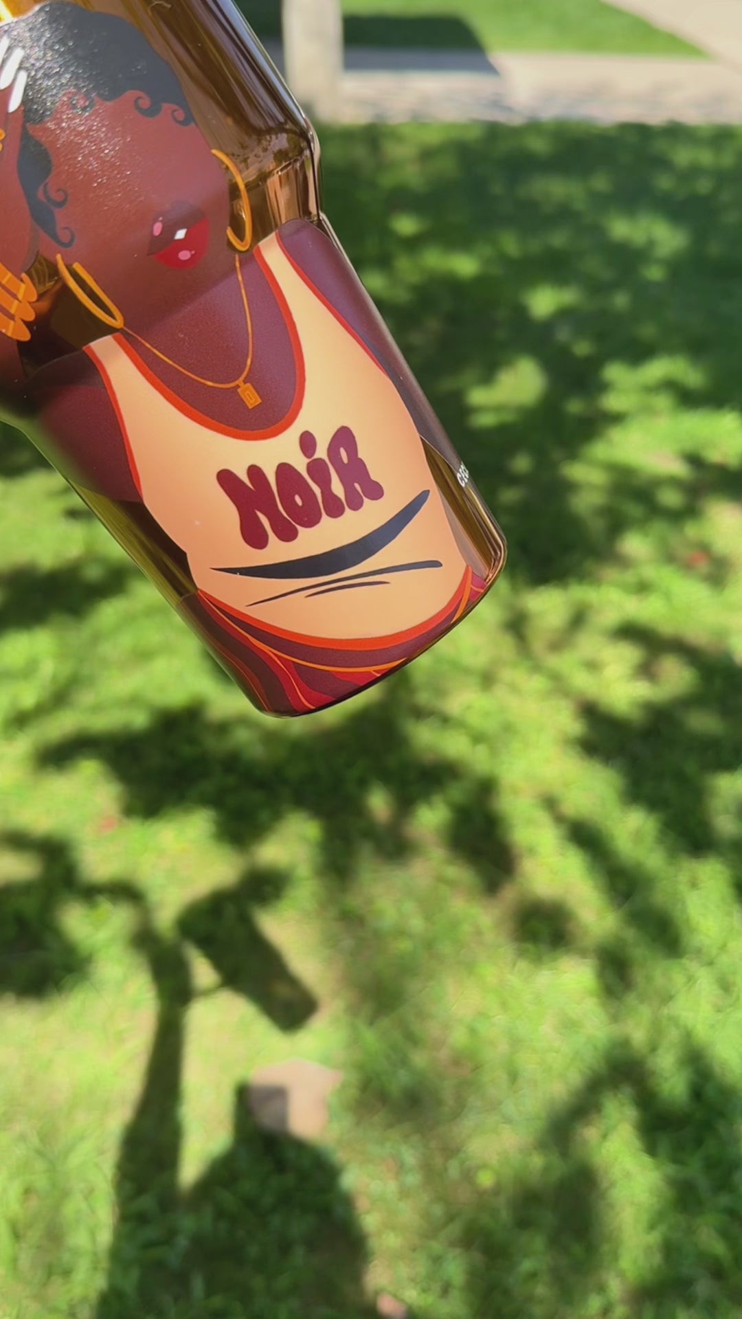 Limited Edition "Noir" Luxe HydraLock™ Leakproof Tumbler – It's a Beautiful Day to Be a Black Woman