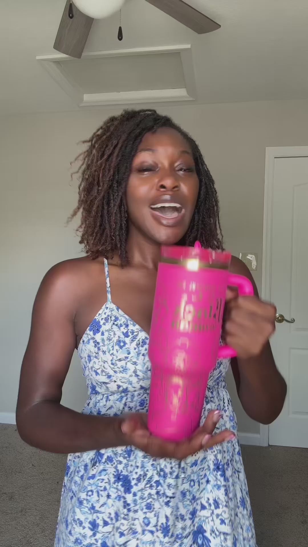 Fierce Fuchsia HydraLock™ Flip Straw Tumbler - 40oz