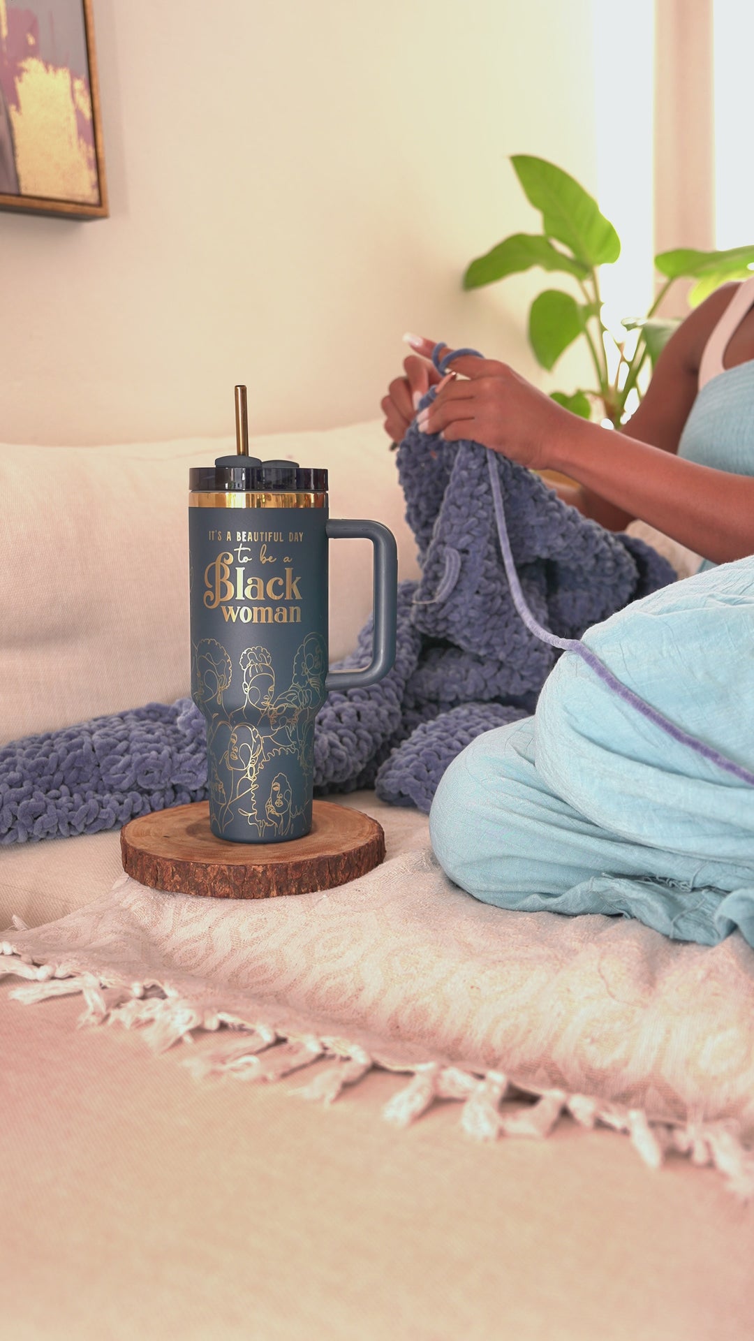 "Navy Noir" FlowSip™ Insulated Tumbler – 40oz – It's a Beautiful Day to Be a Black Woman